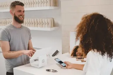 Shopping product review video